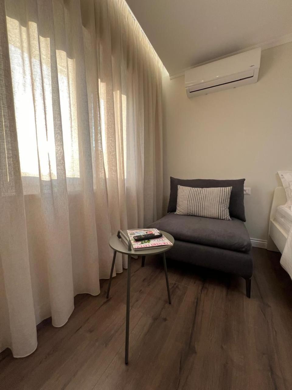 Anna'S Blloku Apartment Tirana Exterior foto